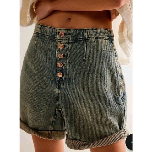 FREE PEOPLE We The Free Osaka Relaxed Shorts Women's Size 32 Button Fly NEW - Picture 1 of 14